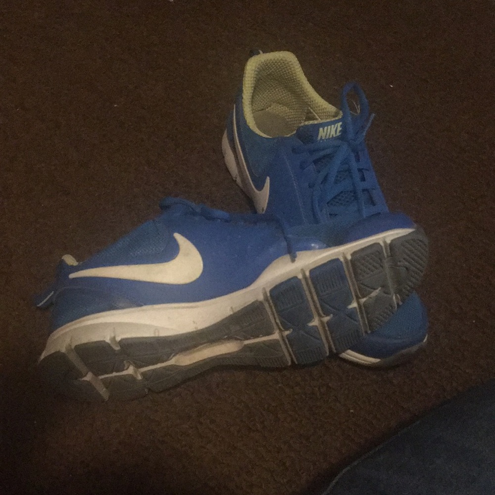 ✨MEMORY FOAM NIKE RUNNING SHOES✨